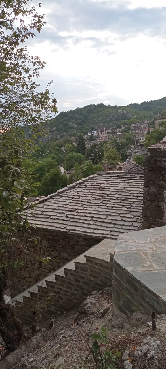 Αποκατάσταση Στέγης με Πλάκες — Ορεινό Χωριό – COKA Κατασκευαστική Ιωάννινα, φωτογραφία 1
